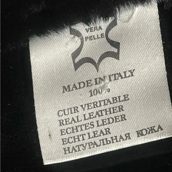 Luxurious Lamb Shearling lined coat - Picture 11 of 16